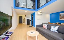 Sunway Grid Santorini Blue 3BR By Nest Home | 6Pax