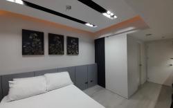 Sunvida Tower Residences 706