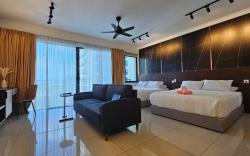 Luxury Studio Suites -4Pax#Trefoil Setia Alam