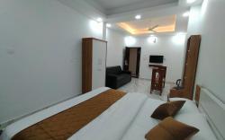 Executive King Bedroom