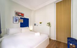 Skyview Suite - 1BR + Private Chill Terrace in D1