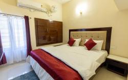 Thakshil villa stay 