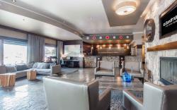 Sandman Hotel & Suites Kelowna