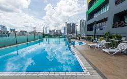 Menara PGRM 3Pax Hotel Pool 03