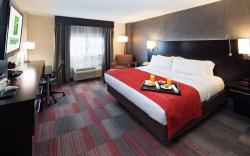 Holiday Inn Milwaukee Riverfront By IHG
