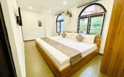 Little Vietnam Hotel - Cat Ba