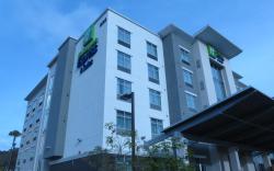 Holiday Inn Express & Suites San Diego - Mission Valley By IHG