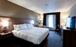 Holiday Inn Express & Suites Manhattan By IHG