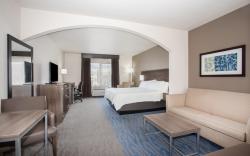 Holiday Inn Express & Suites Manhattan By IHG