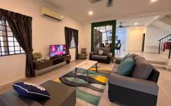 Ipoh 4BR Family Villa｜Spacious Stay for 21 Pax