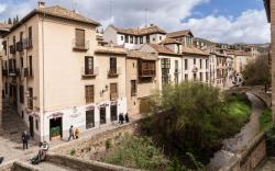 Las Amiras Homes Collection