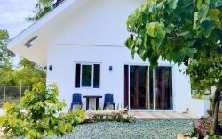 Anda Bohol Homestay Room (nearby beach)