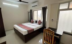 Pinaki Comfort Stay Omkar Signet