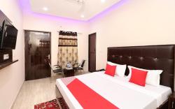 Capital O 33383 Albie Stay Inn
