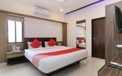 OYO 38421 Hotel Sarthak Residency