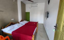 Yaazh Residency and Home Stay