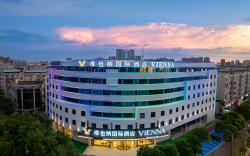 Vienna International Hotel 5.0 Xuchang Pangdonglai Angel City Times Square