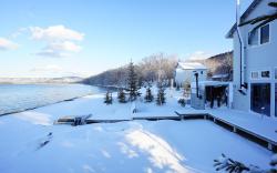 SANSUI - Lakeside Villa