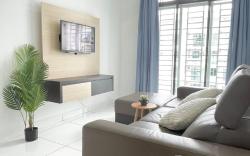 Platino 30Sec To Paradigm Mall BlockA 2to3pax