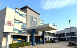Hotel Royale IAH Airport North Houston I-45