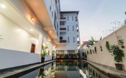 Golden Sanctuary Boutique Hotel