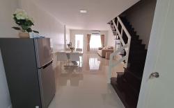 บ้านจุรีรัตน์  บ้านพักทั้งหลัง