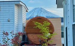 A+富士山駅徒歩１分！専用サウナ付プライベートヴィラで富士山のエネルギーに満たされる整いリトリート。