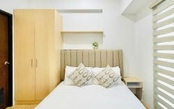 * *1 Parisian Charm Hideaway