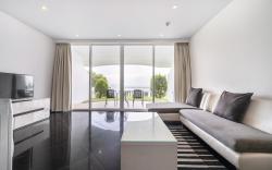 Sunset Beach & Pool / 1 Bedroom