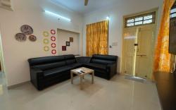 Lovely 2BR at Hitech City with power back up/AC
