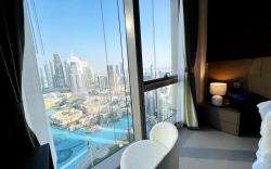 Luxury 2BR Apartment Burj Khalifa & Fountain Views