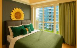 3BR Urban Oasis | Balcony | Steps to Okada