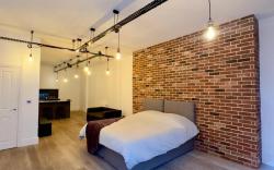 Brighton Getaway | By The Beach | Studio Apartment
