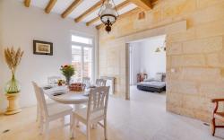 Villa de caract  re au c  ur de Saint-  milion