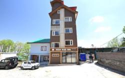 Hotel High Rise Inn
