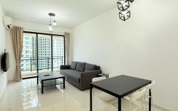 Regalia Park Condo Near Beach