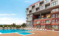 Laristone Suite Spa Hotel