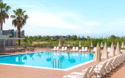 Laristone Suite Spa Hotel