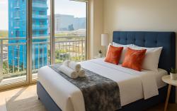 Modern 2BR | Balcony | Near MOA + Okada Manila