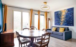 Calm in the center of the city of Orly