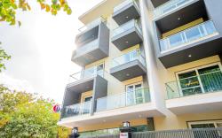Housr Studio Rooms Sector 30 Gurgaon Near DLF Cybercity 