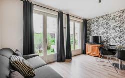 Amazing Duplex with Sauna 1BR/4P in  city of Orly