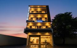 FabHotel Regal, Sector 78