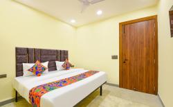 FabHotel Yash Residency, Karkardooma