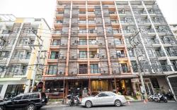 Patong Hemingways Hotel