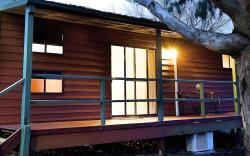 Lakes and Craters Holiday Park