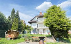 DiamondVilla, 4 bedroom Apartment, garden & spa