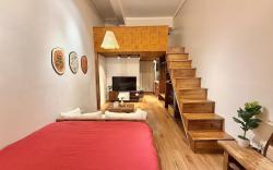 Rustic Loft w/ Hot Tub | 5’ Walk to Hoan Kiem Lake