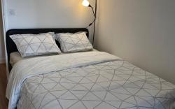 Calm & clean room