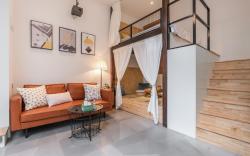 Shanghai Hills&XING 593 Homestay Mid Huaihai Rd